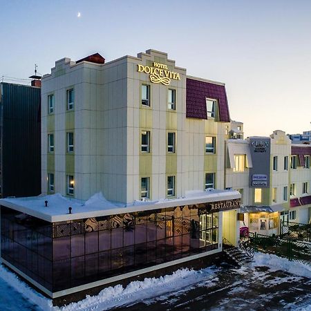 Dolce Vita Hotell Petropavlovsk-Kamtjatskij Exteriör bild