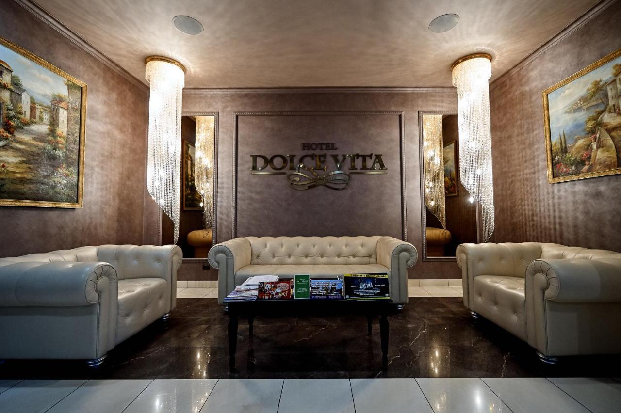 Dolce Vita Hotell Petropavlovsk-Kamtjatskij Exteriör bild